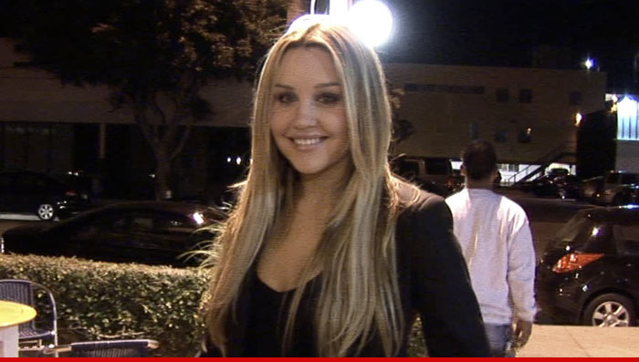 1223-amanda-bynes-tmz-3.jpg