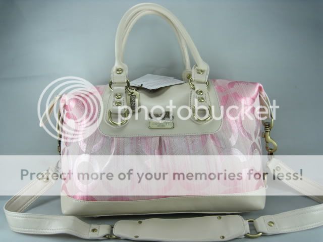 2009741202715-7677.jpg