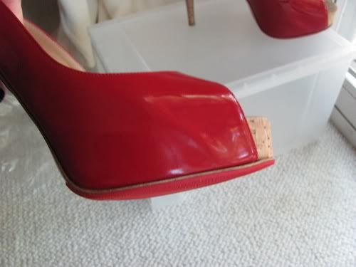 So_Prive_Sole_Side.jpg