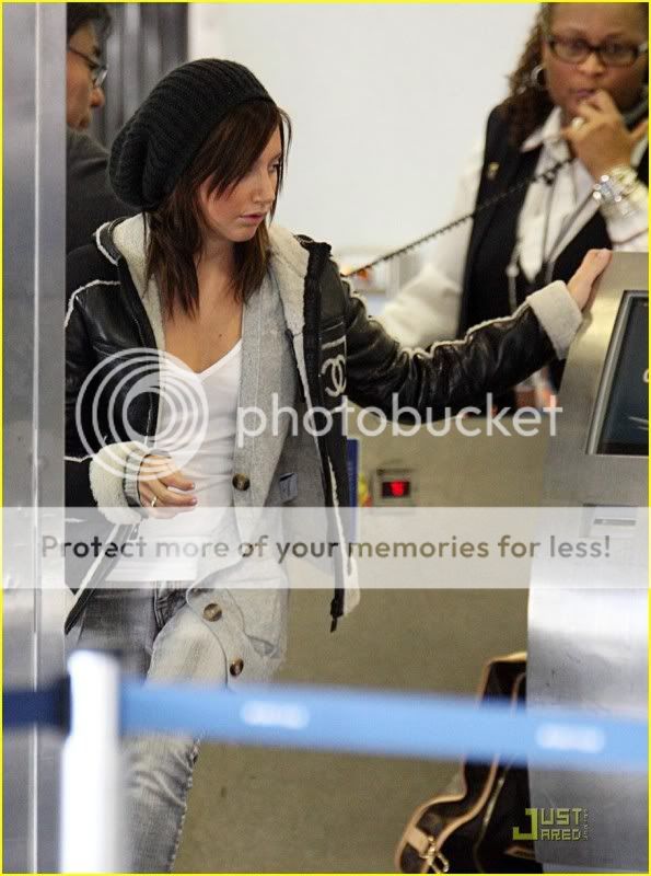 ashley-tisdale-jared-murillo-lax-06.jpg