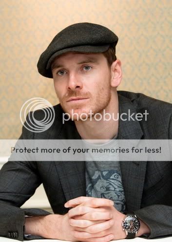 tumblr_lxh0k8ShHb1qku97lo6_400.jpg