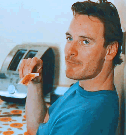 eatinggif.gif