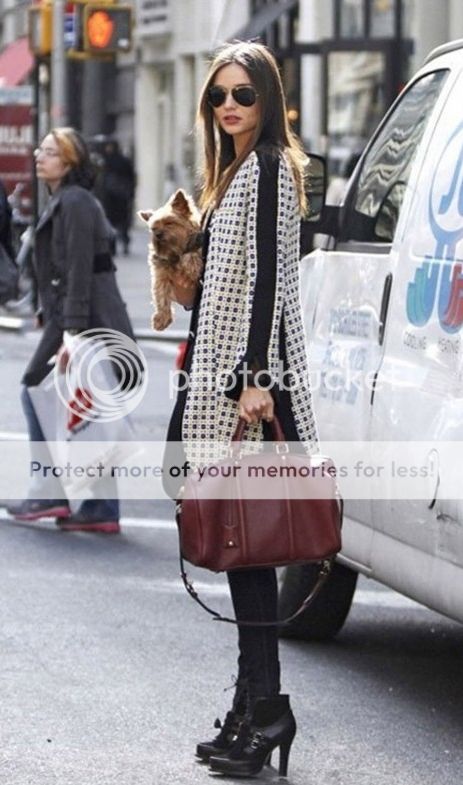Miranda-Kerr-Oxblood-bags-1024x785.jpg