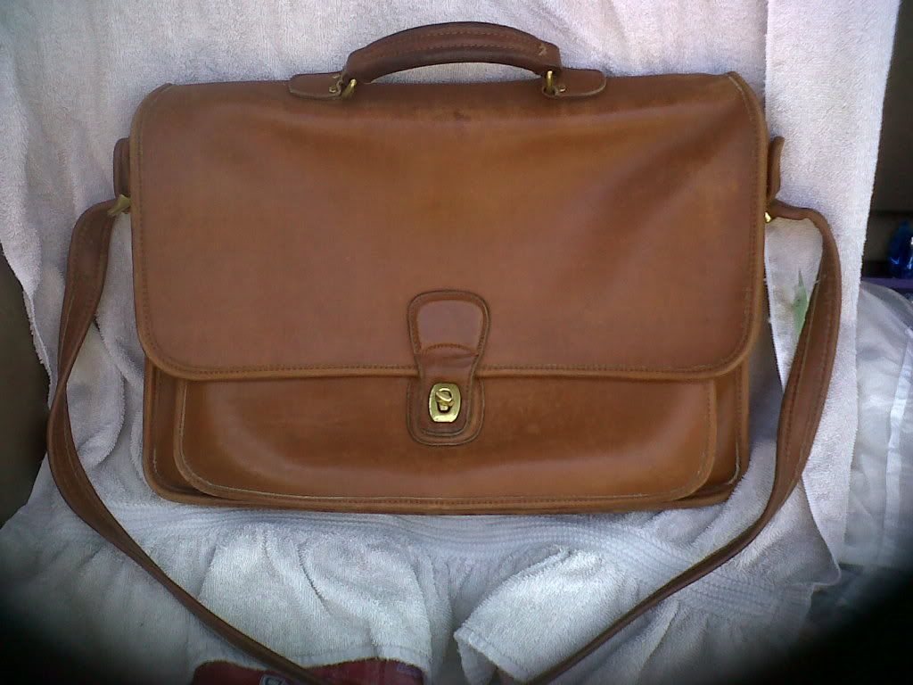 briefcase2.jpg