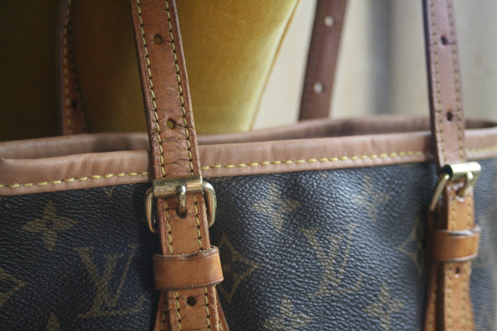 Project 01 : removing liner of Louis Vuitton Trousse ronde 