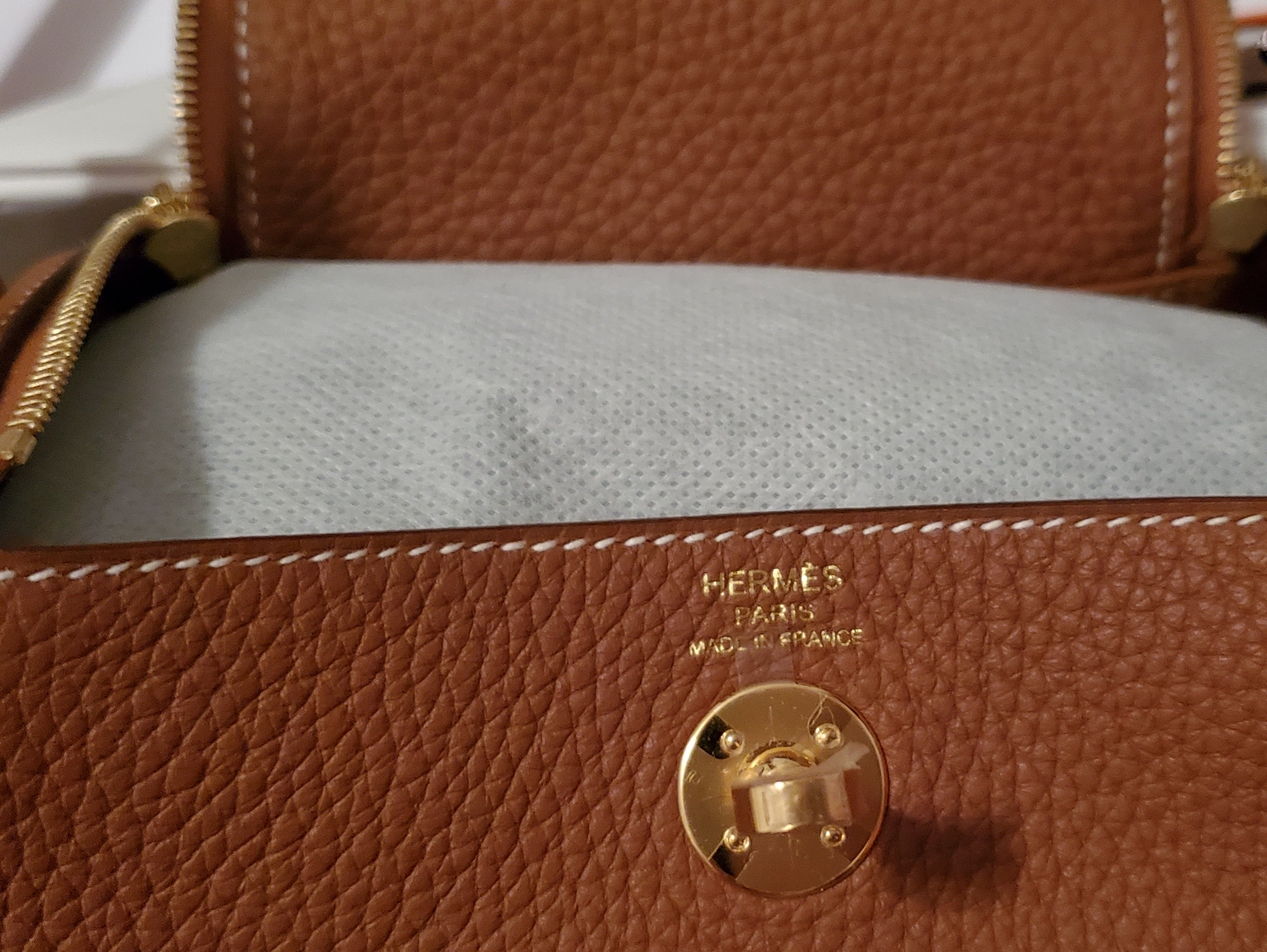 The Hermès Mini Lindy Thread