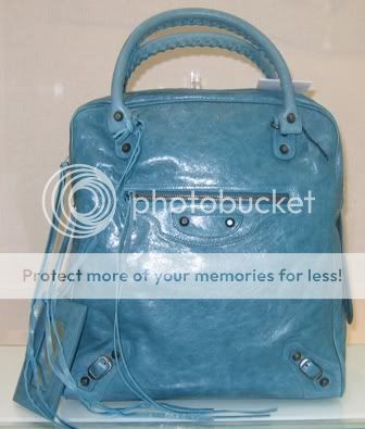 BALENCIAGAFALL06033.jpg