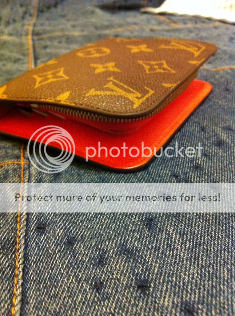 I love the red interior of my pocket organizer. : r/Louisvuitton
