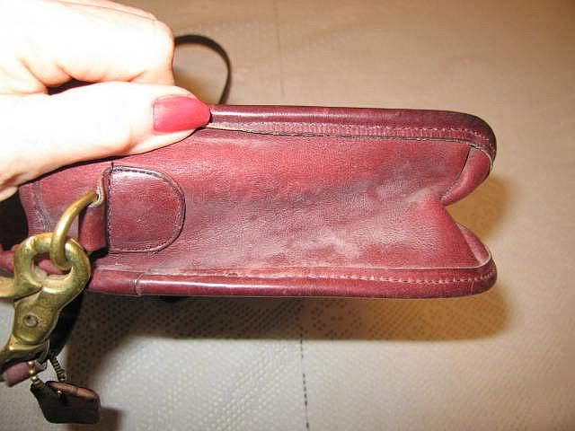 MaroonFlapBag031.jpg