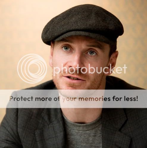 tumblr_lxh0k8ShHb1qku97lo3_500.jpg