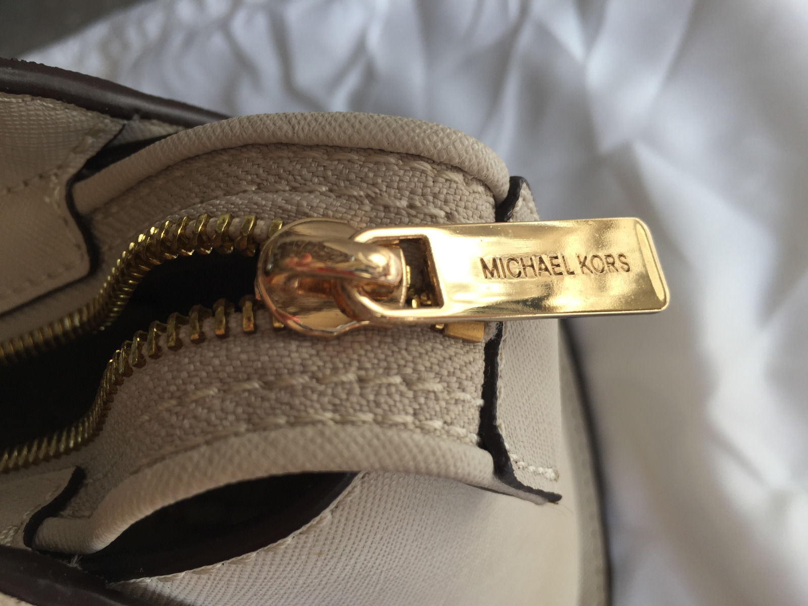 HOW TO SPOT A FAKE MICHAEL KORS HAMILTON? - Shiny Syl blog