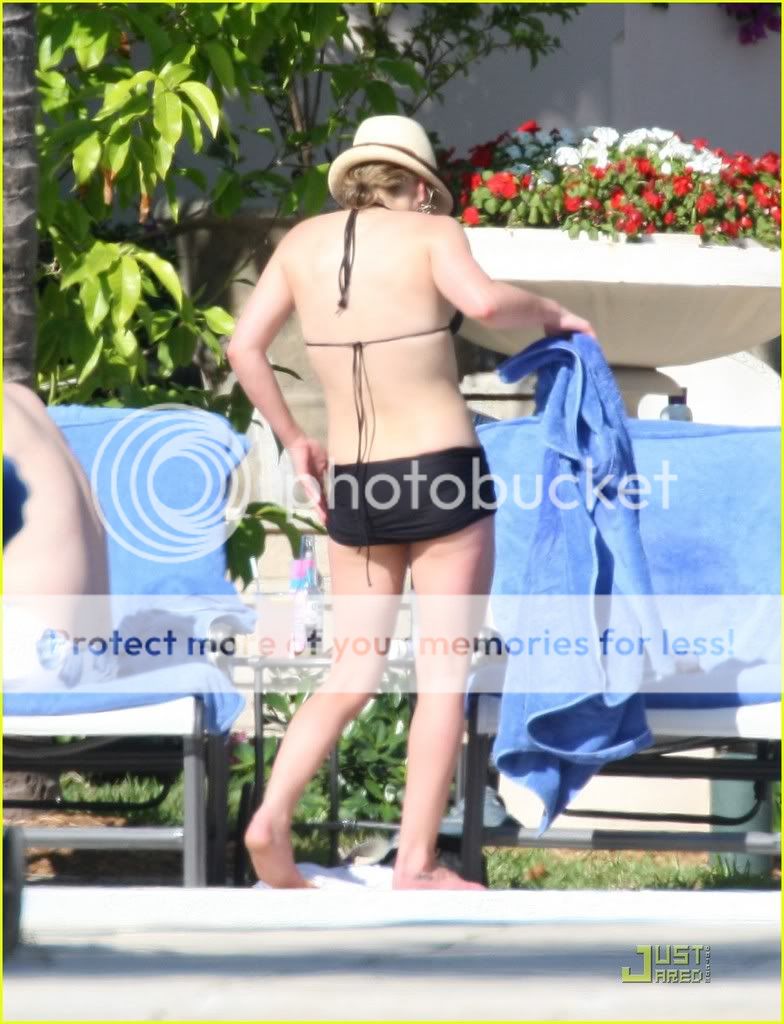 hilary-duff-ghost-whispherer-bik-3.jpg