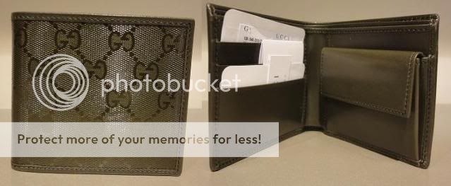 239GreenImprimeeBi-foldWithCoin224122FU49N3216.jpg