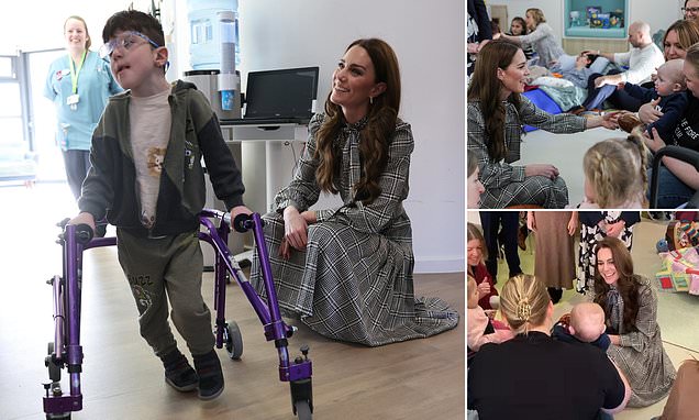 www.dailymail.co.uk
