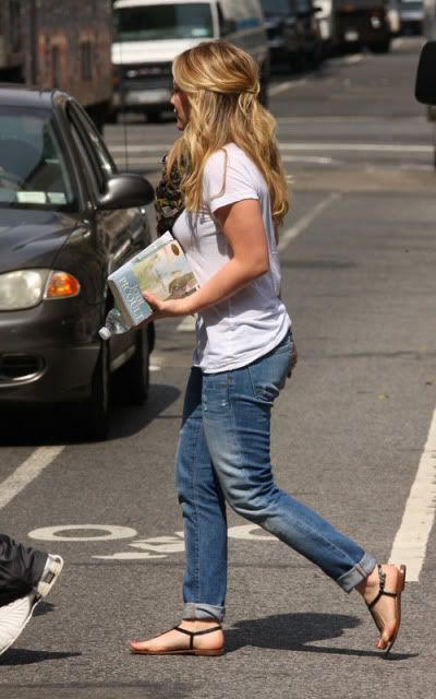 hilary-duff-8249-1.jpg