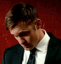 tumblr_o1xno4Mi801ty8mi0o1_250.gif