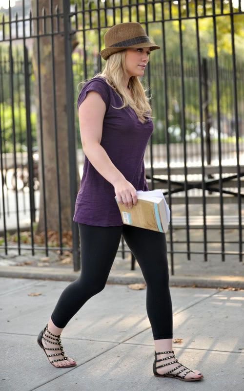 hilary-duff-839-3.jpg