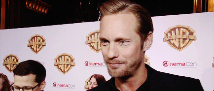 tumblr_o5wirl2CsT1rtj2i3o3_500.gif
