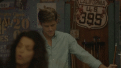 tumblr_inline_mlc1do3koy1qz4rgp.gif
