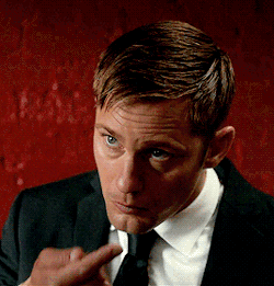 tumblr_o1xno4Mi801ty8mi0o2_250.gif