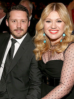 kelly-clarkson-240.jpg