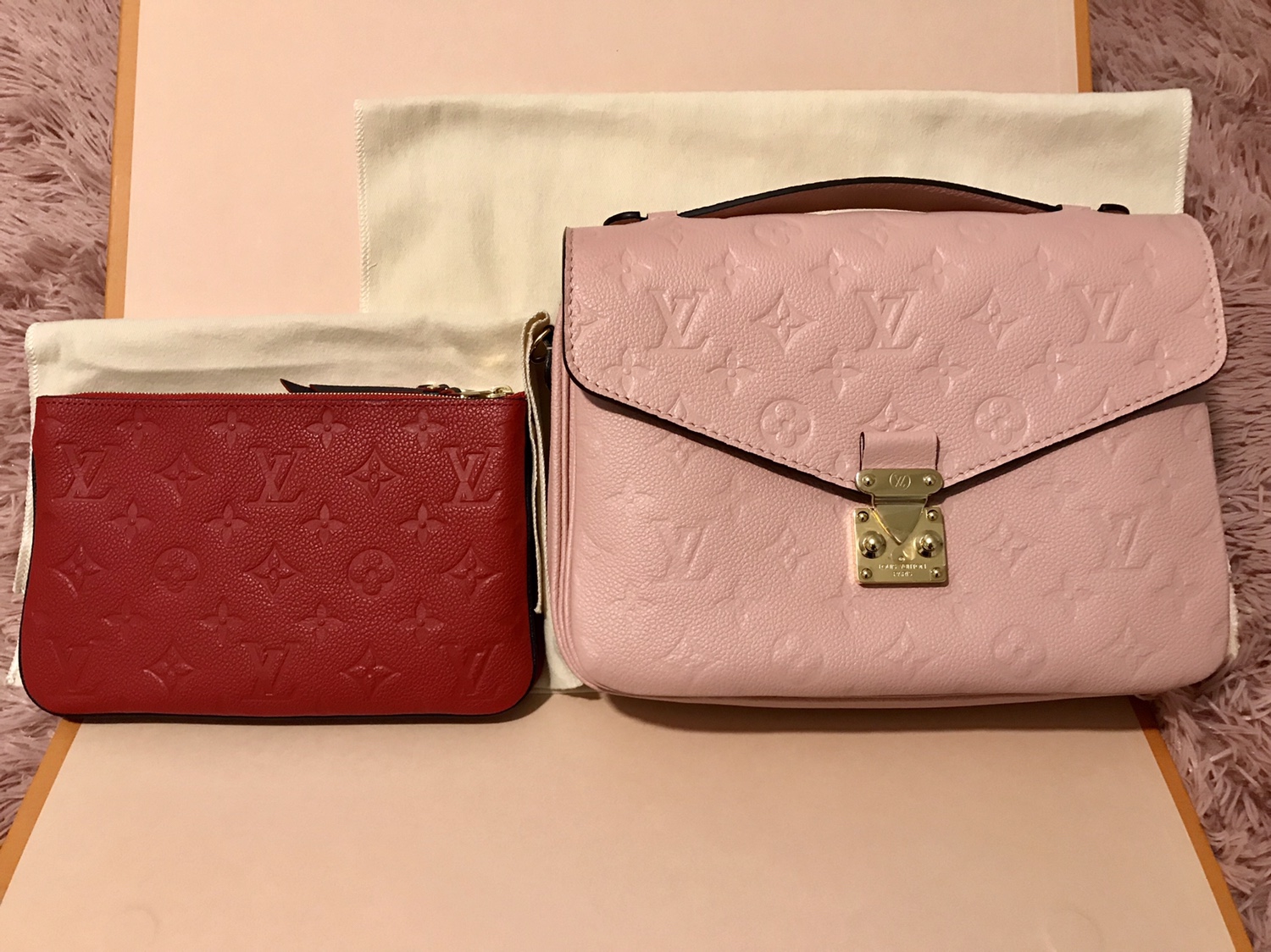 Louis Vuitton Twinset (Twice) Empreinte Noir - Mod Shots & Strap Options 