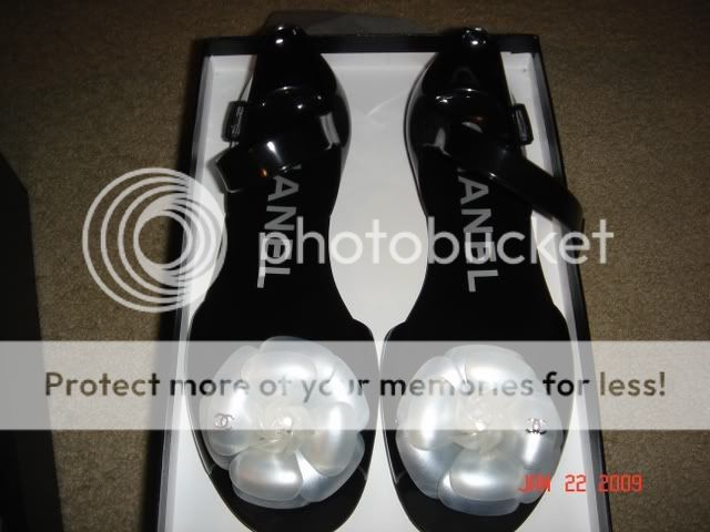 shoes001.jpg