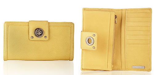 marc-by-marc-jacobs-totally-turnlock-flap-clutch.jpg