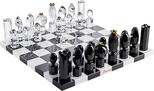 Top-10-Most-Expensive-Chess-Sets-In-The-World-baccarat-crystal-chess.jpg